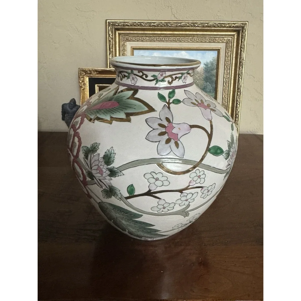 Vintage‎ Porcelain Vase Hand Painted Floral Gold Gilt Chinoiserie Decor 11